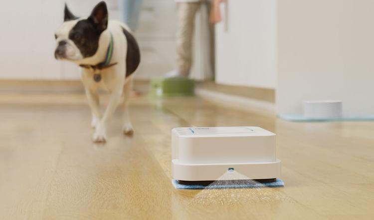 iRobot Braava Jet 240 Review - Roomba That Sweeps and Mops Your Hard Floor - Mopping Robot - Sweeping Robot