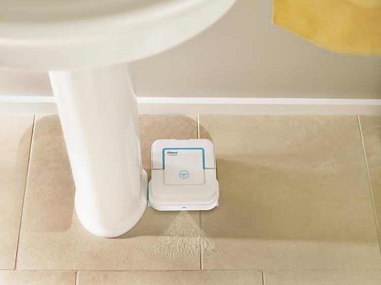 iRobot Braava Jet 240 Review - Roomba That Sweeps and Mops Your Hard Floor - Mopping Robot - Sweeping Robot