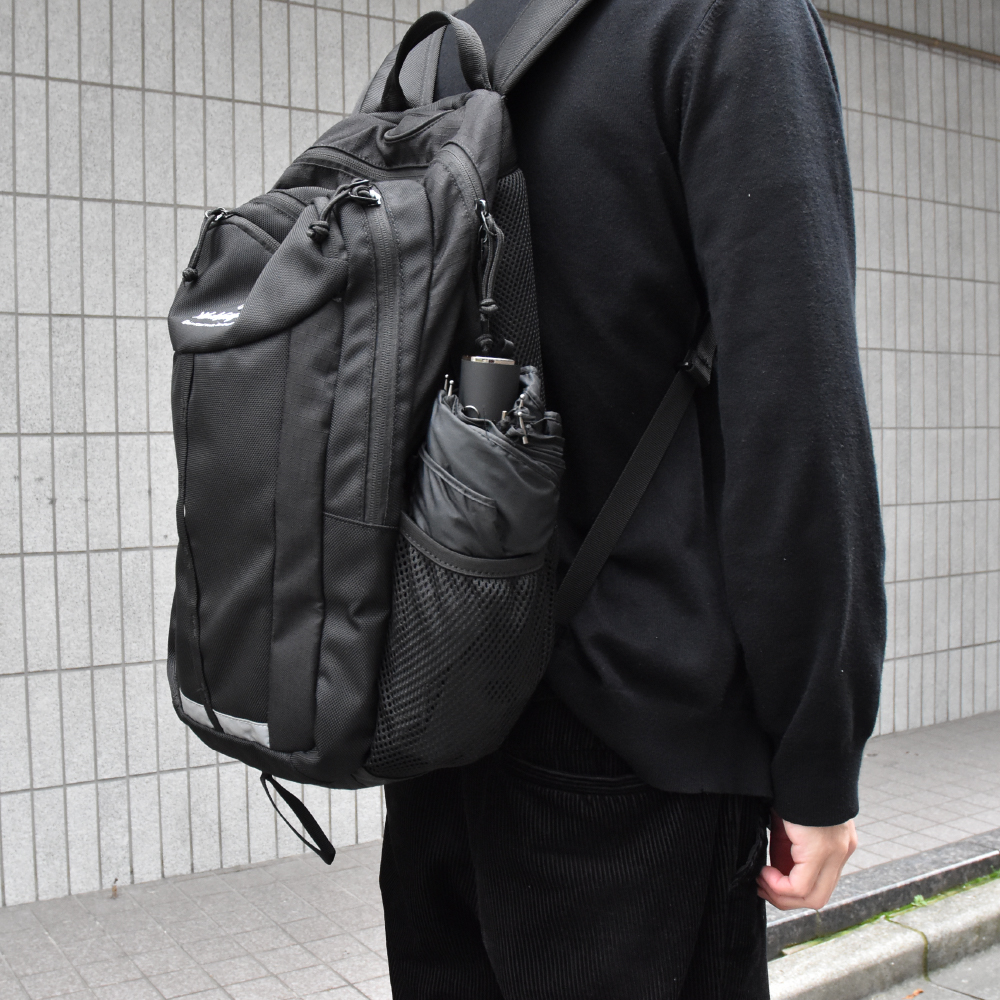Umbrella That Converts Into a Rain Jacket - Poncho umbrella from Japan