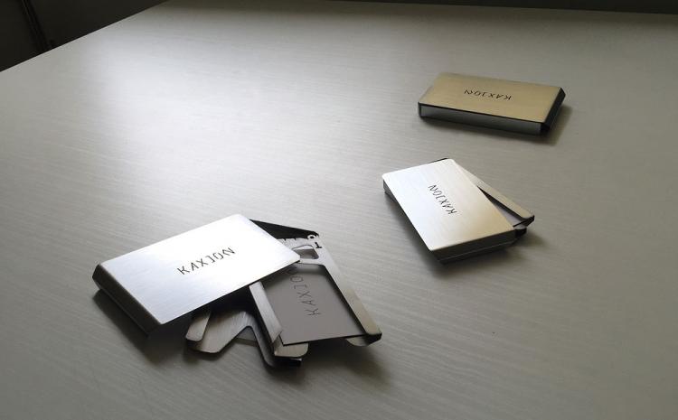 Kallet Sleek Stainless Steel Wallet That Swipes