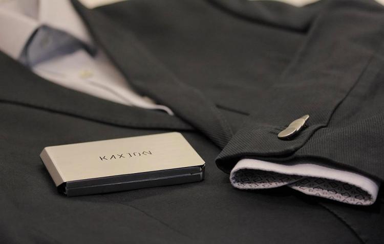 Kallet Sleek Stainless Steel Wallet That Swipes