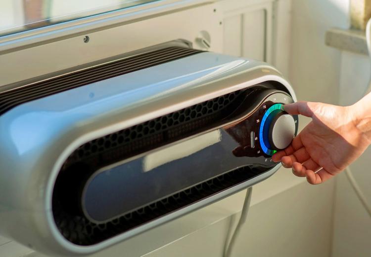 KAPSUL W5 - Modernized Window AC Unit - Smart Window Mounted Air-conditioner