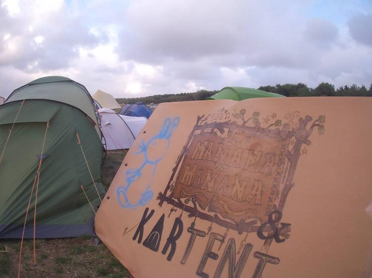 KarTent Cardboard Tent For Music Festivals