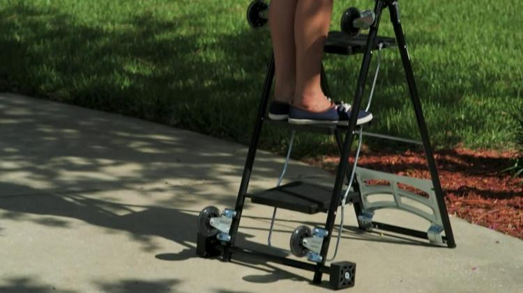 Kerry Kart: A 4-in-1 Cart, Step-Ladder, Hand-Truck, and Dolly