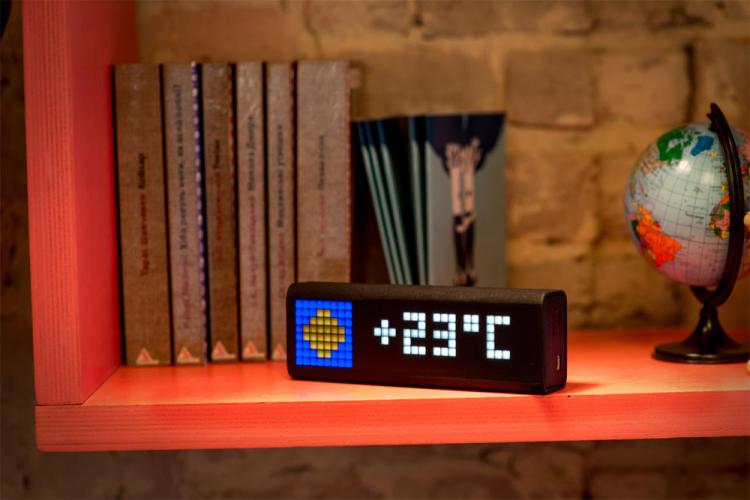 LaMetric Wi-fi Smart Clock News Ticker