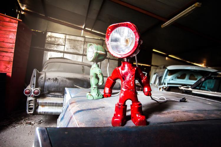 Lampster Vintage Robot Lamp - Controlled From Your Phone