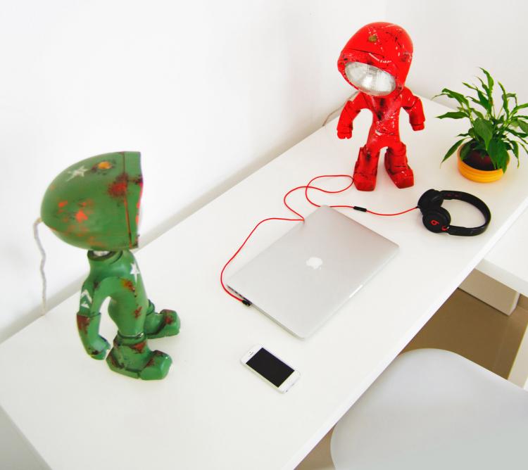 Lampster Vintage Robot Lamp - Controlled From Your Phone