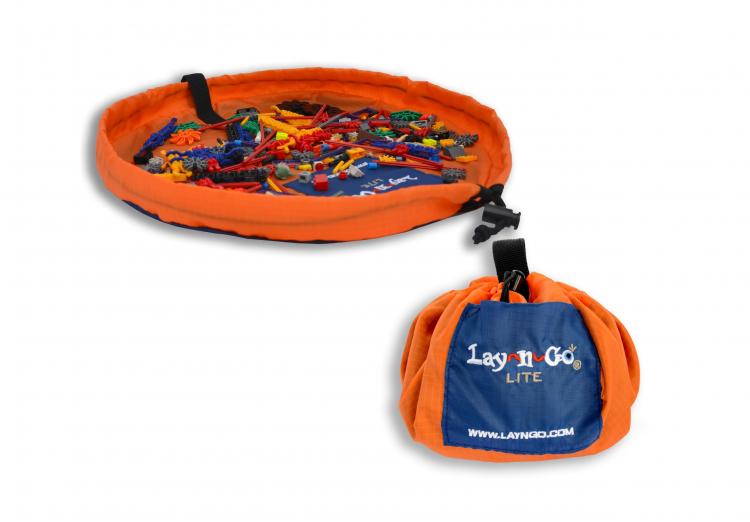 Lay-n-Go Lego Collecting Mat - Drawstring play mat cinches toys shut - Backpack toy mat
