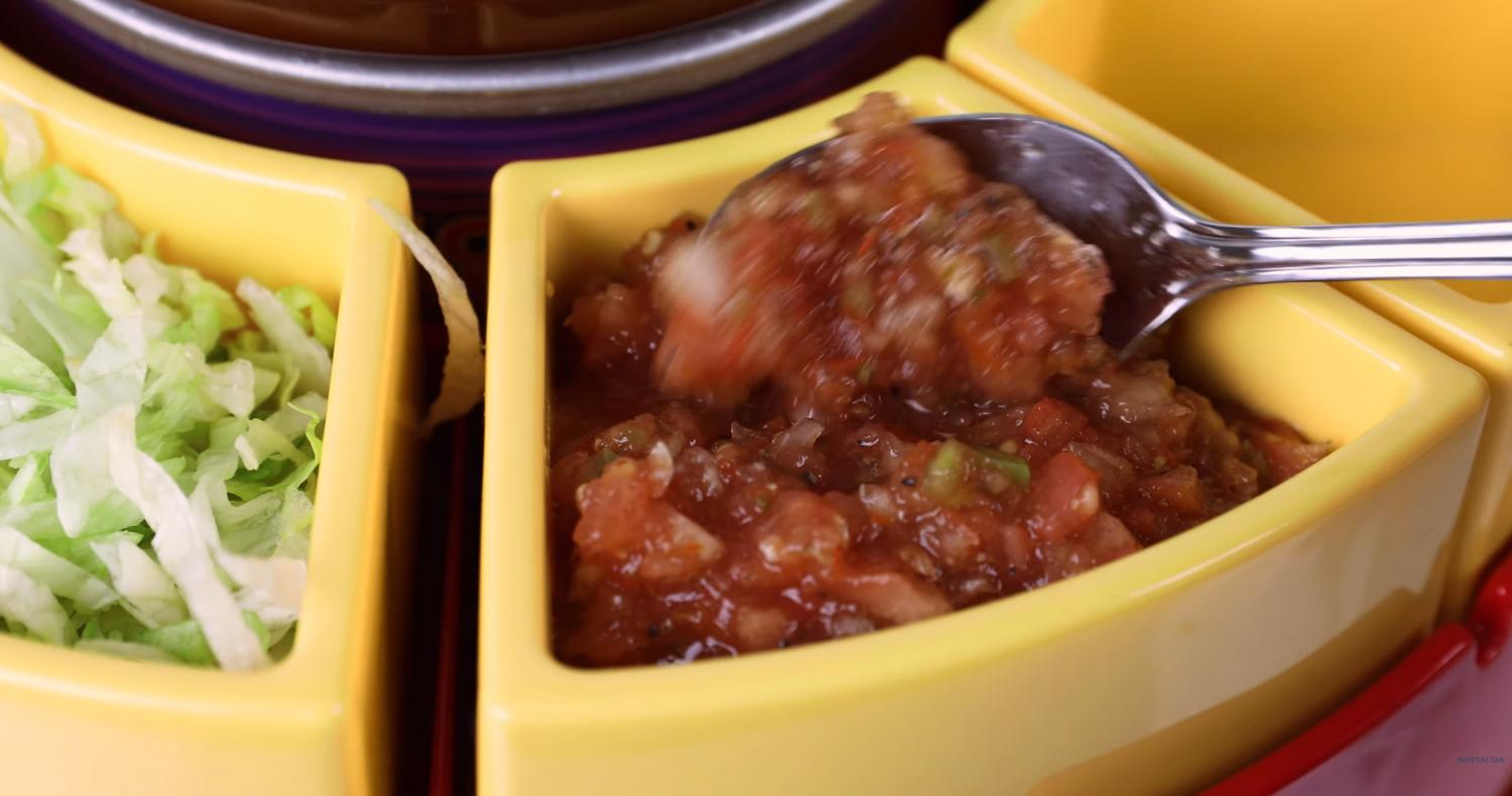 Lazy Susan Taco Bar and Taco Plates With heated center pot