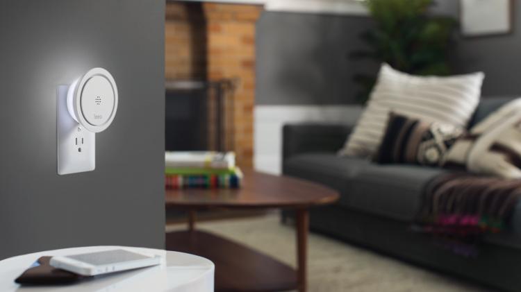 Leeo Smart Alarm and Nightlight