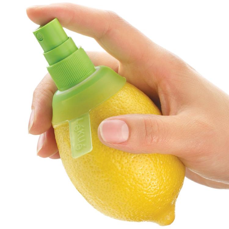 Lemon Sprayer - Lekue Citrus Sprayer - Screws into top of lemon/lime/fruit