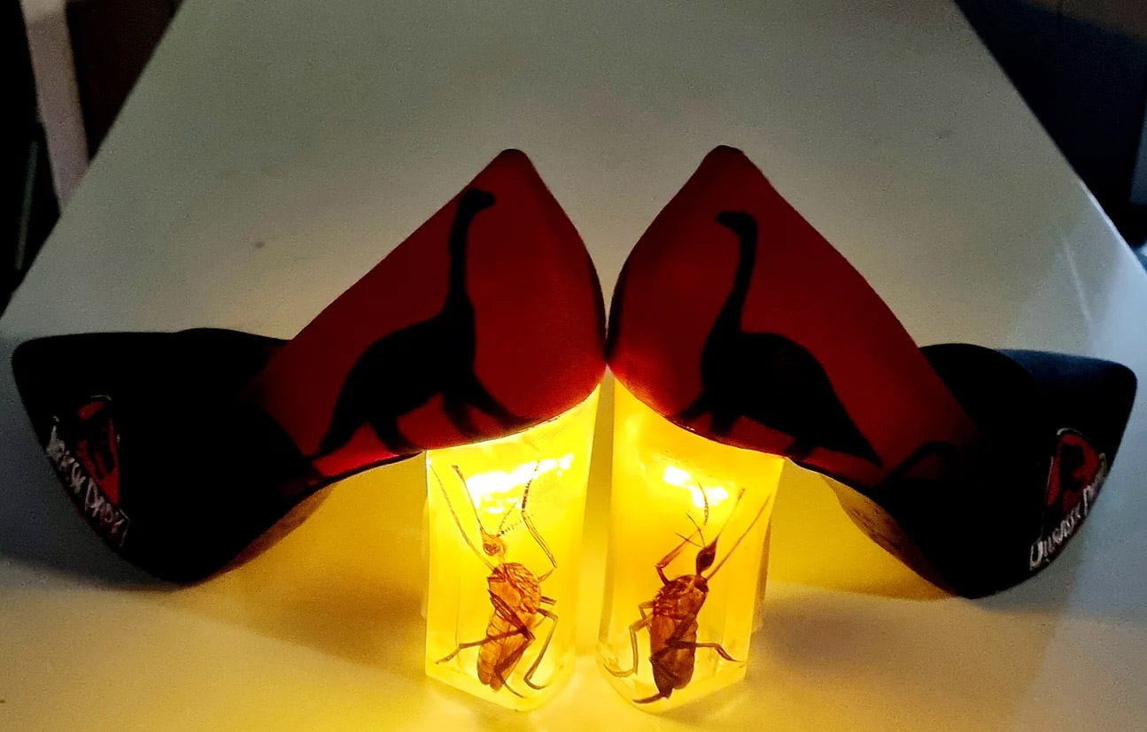 Light-Up Jurassic Park Heels With Giant Mosquito Stuck In Amber