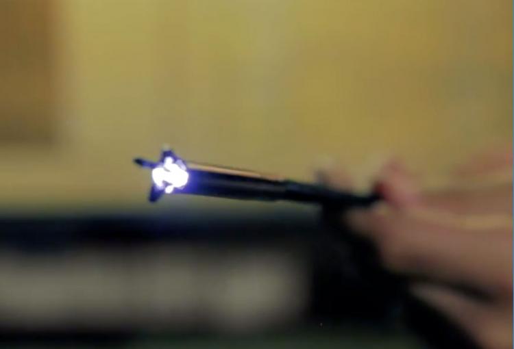 Lighted Pickup Grabber Tool - Pick-up tool with LED light
