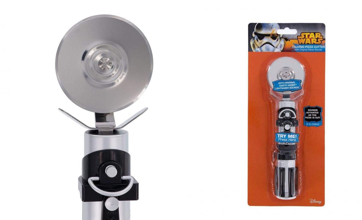 Star Wars Lightsaber Pizza Cutter - Darth Vader Geeky pizza cutter