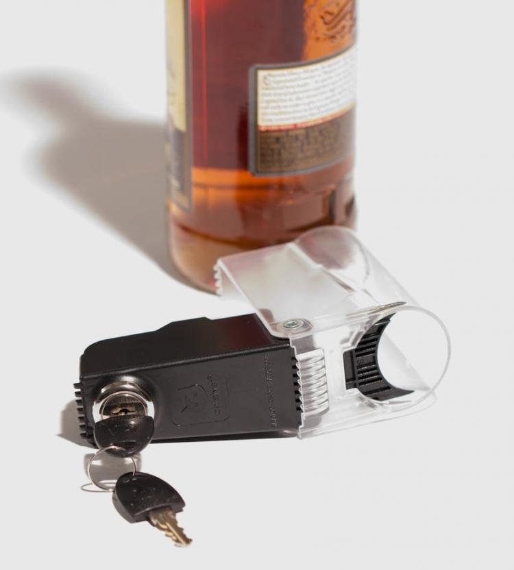 Tantalus Liquor Bottle Lock - Booze bottle key lock - Keeps Your Booze Out Of The Wrong Hands