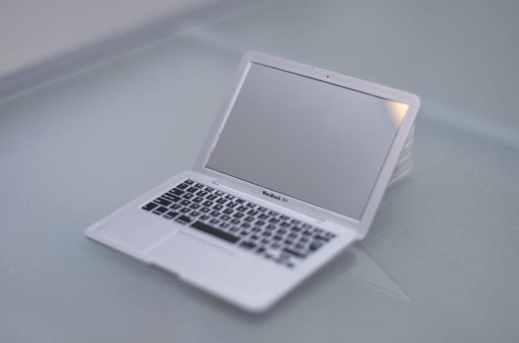 Mini MacBook Air Compact Mirror