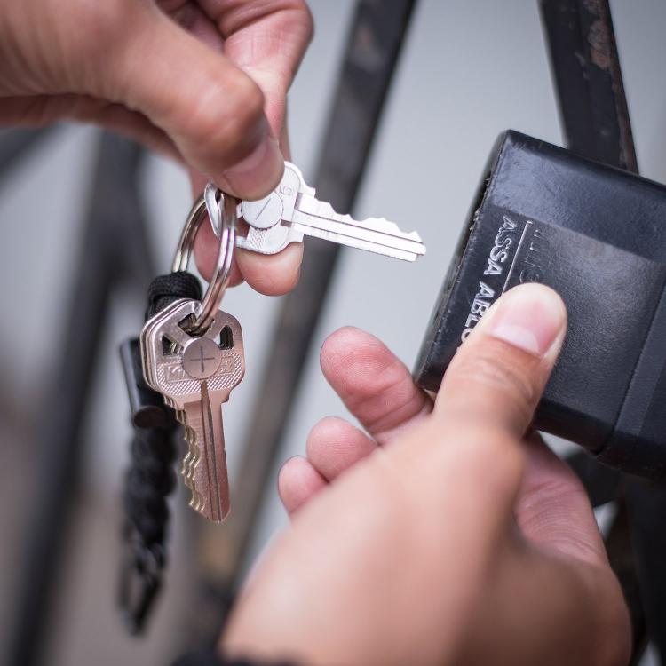 MagKey - Magnetic Key Organizer