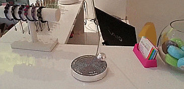 Pendulum Decision Maker - Magnetic Swinging Ball Decision Maker