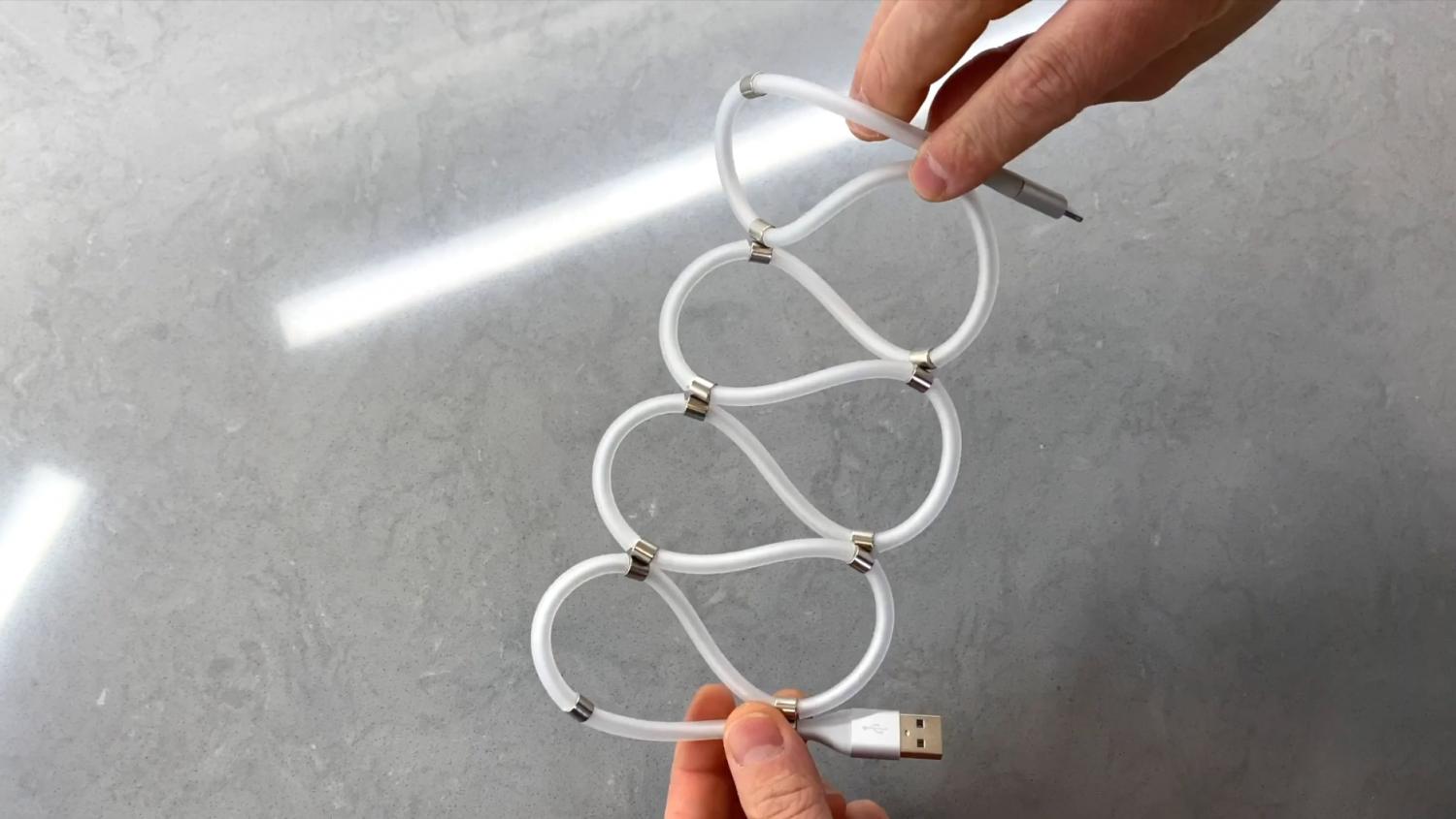 SuperCalla Magnetic Charging Cable - Best organized charging cable