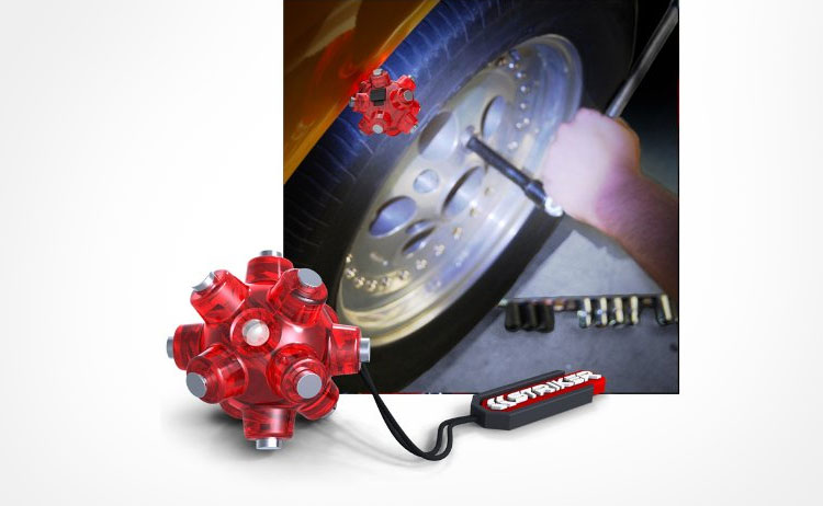 Striker Magnetic Flashlight Mine