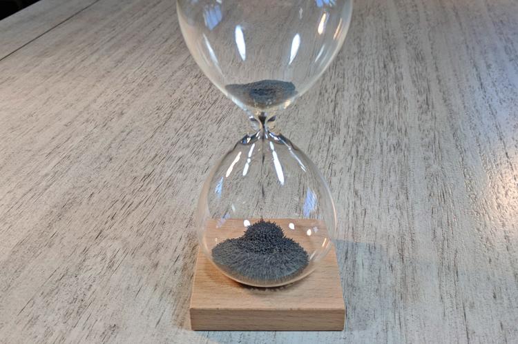 Magnetic Sand Hourglass Timer - Magnet Sand Timer