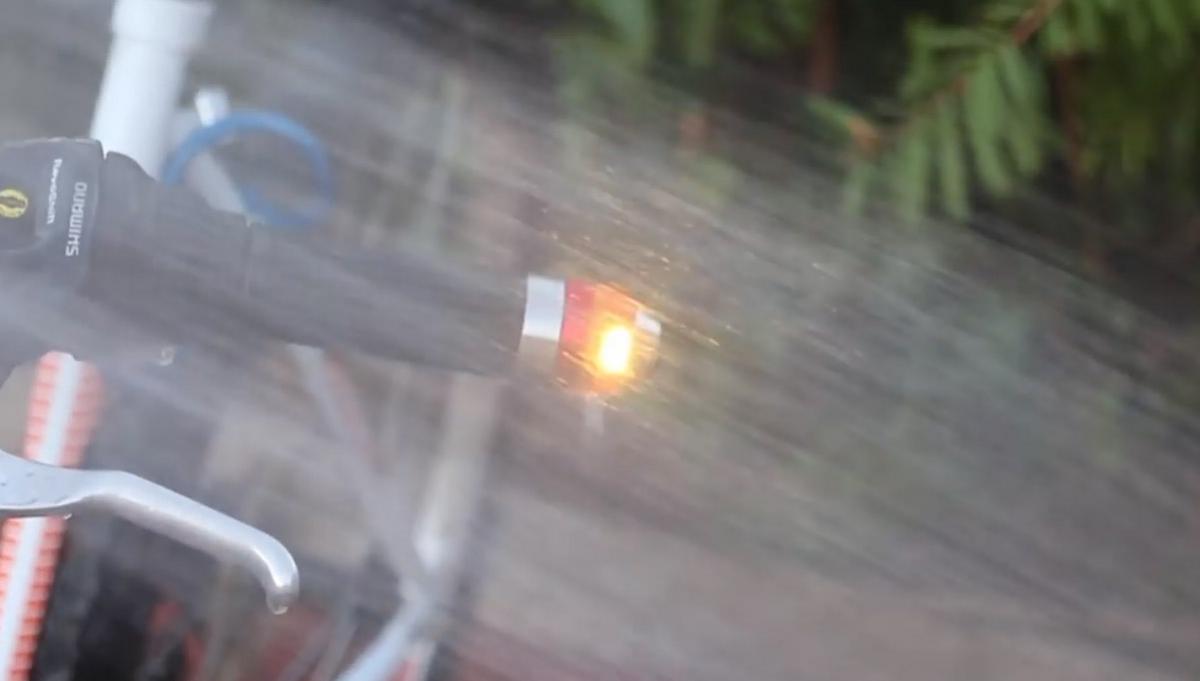 CYCL Winglights - Bicycle Handlebar turn signals - Snap on bike safety lights and turn signal