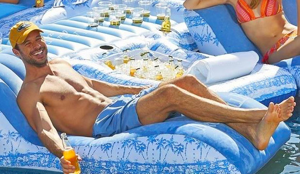 Margaritaville Paradise Party Island Lake Float