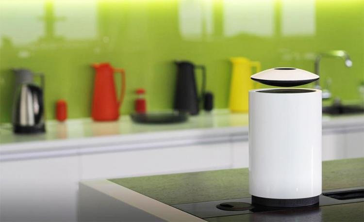 Mars Levitating Bluetooth Speaker