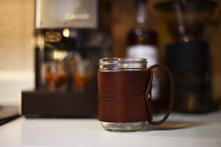 Traveler Mug Turns Your Mason Jar Into a Leather Mug