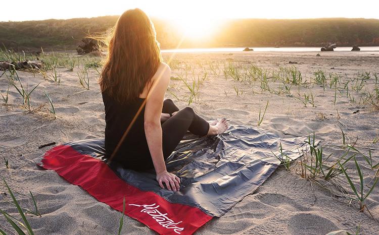 Matador Pocket Blanket Unfolds Into a Full-Sized Blanket - Tiny Key-chain blanket - Emergency key-chain blanket