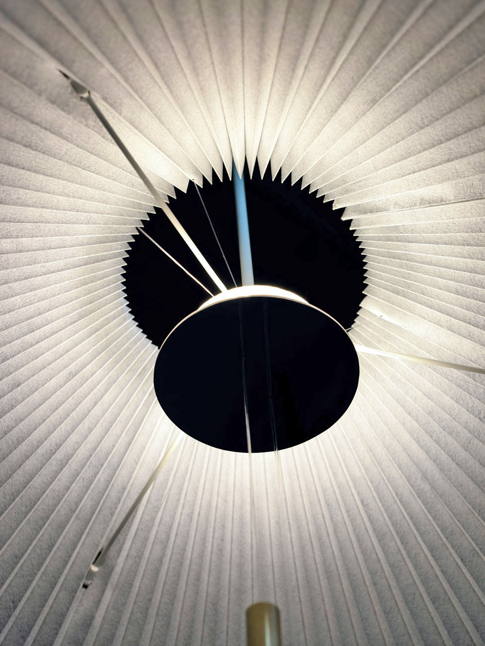 Adjustable honeycomb lamp