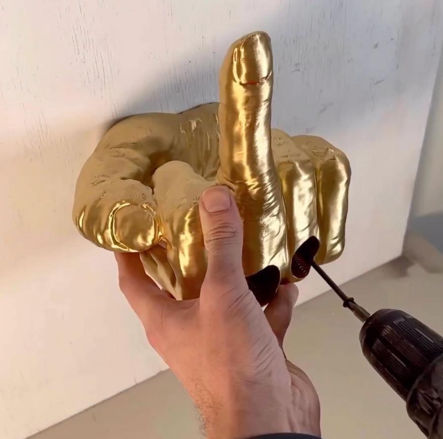 golden middle finger toilet paper