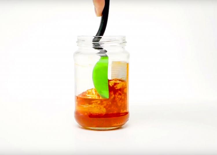 Dreamfarms Mini Supoon - Tiny Nutella Scraping Spoon Spatula