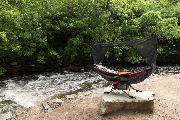 Mock One Compact Folding Hammock Chair