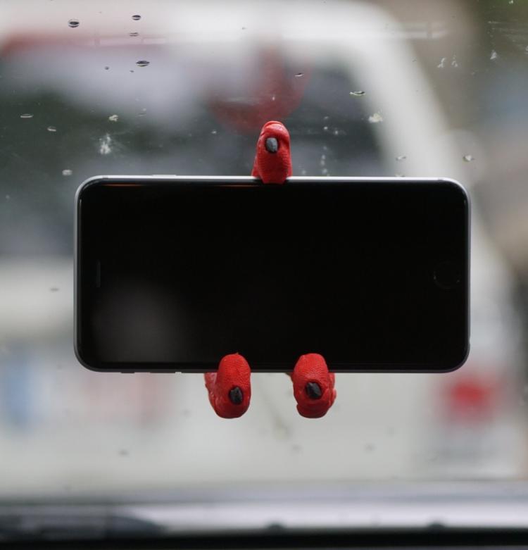 Monster Claw Phone Car Mount - Eagle Claw Phone Mount