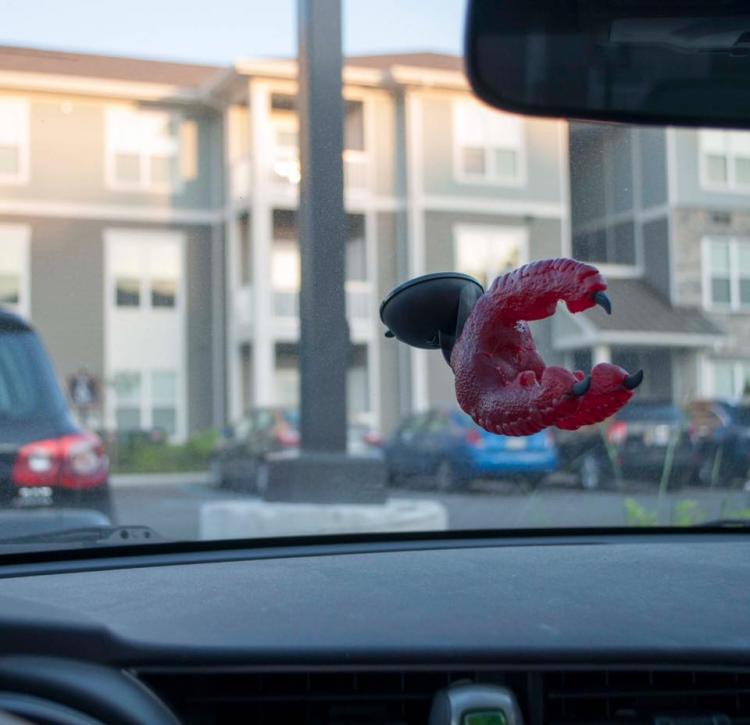 Monster Claw Phone Car Mount - Eagle Claw Phone Mount