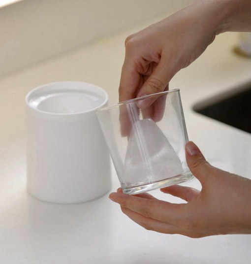 Mount Fuji Replica Ice Cube Maker