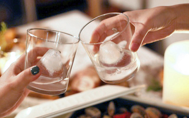 Mount Fuji Replica Ice Cube Maker