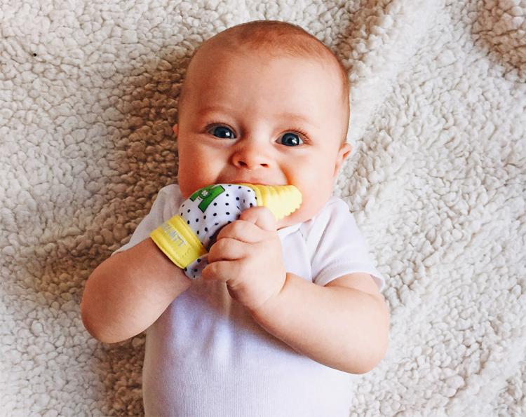 Munch Mitt Baby Teething Mitten - Baby Teething Glove