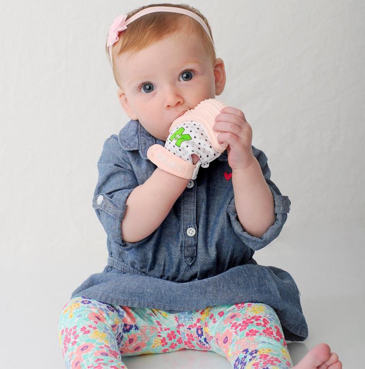 Munch Mitt Baby Teething Mitten - Baby Teething Glove