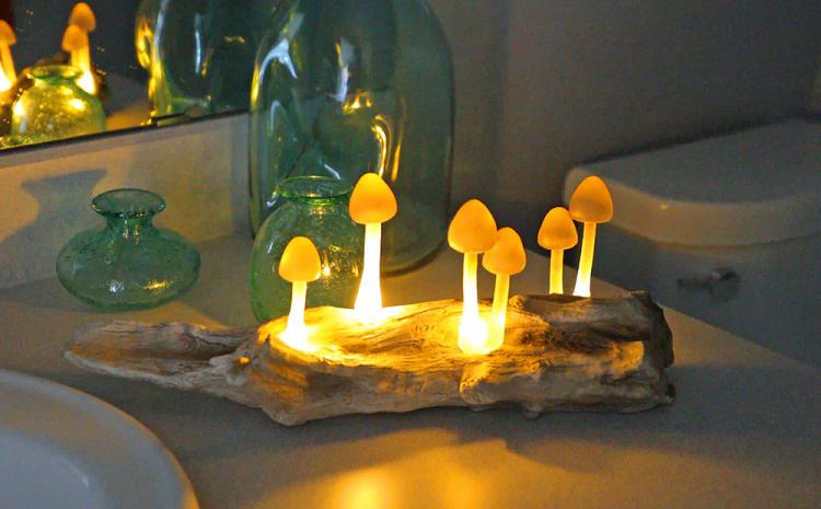 Mushroom Lamp - Realistic tree branch mushroom light