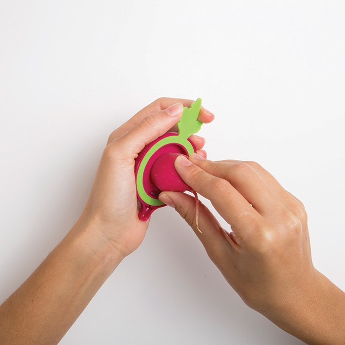 Ravanello Radish Shaper - Mario Mushroom Radish Tool - Device shapes radishes like mario mushrooms