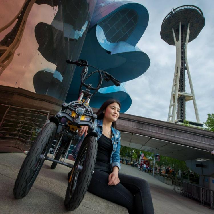 Mylo Folding Electric Tricycle Scooter - Electric Three-wheeled folding scooter