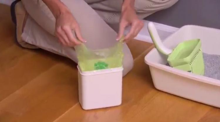 Neater Scooper - Easiest kitty litter cleaner - Best cat poop scooper