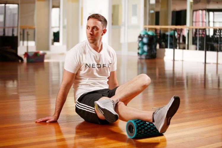 Neofit Roller Travel Foam Roller Collapses Down To 4 Inches Wide - Best Travel Foam Roller