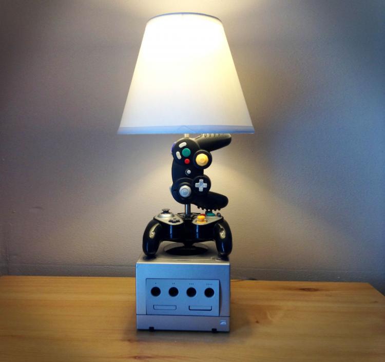 NES Nintendo Zapper Gun Lamp