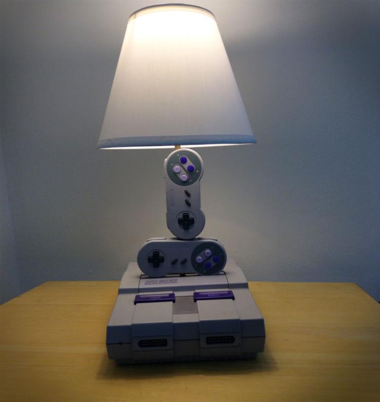 NES Nintendo Zapper Gun Lamp