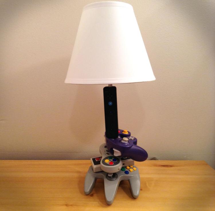 NES Nintendo Zapper Gun Lamp