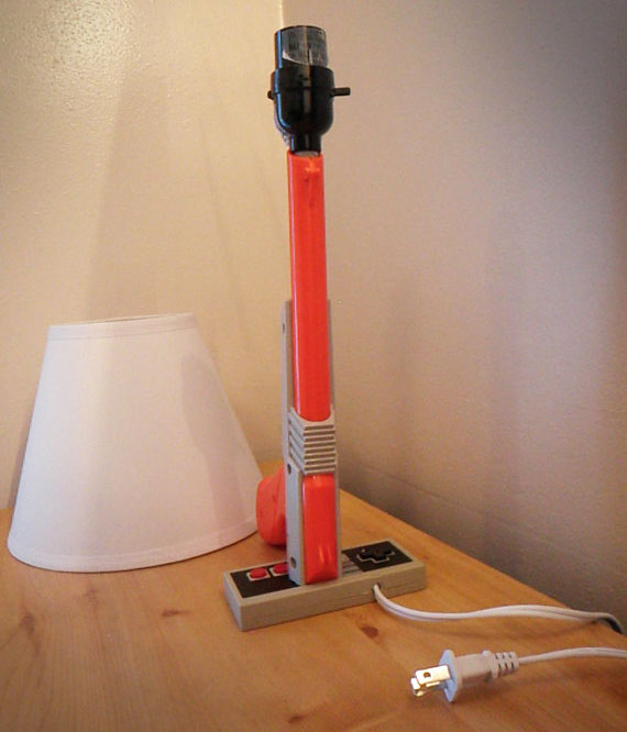 NES Nintendo Zapper Gun Lamp
