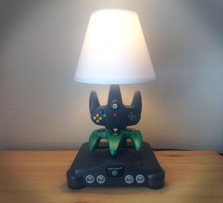 NES Nintendo Zapper Gun Lamp
